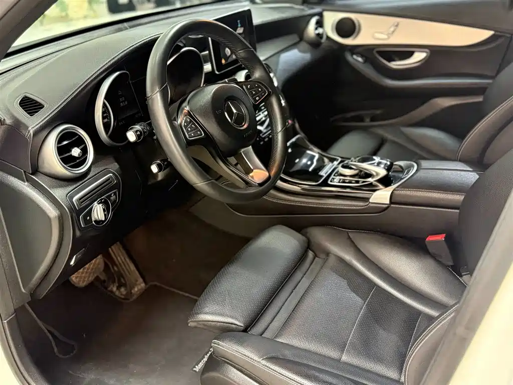 Mercedes-Benz GLC 2017 GLC 200 4MATIC фото 22
