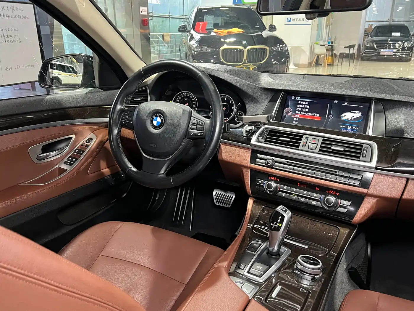 BMW 5 Series 2017 525Li Leading Edition фото 19