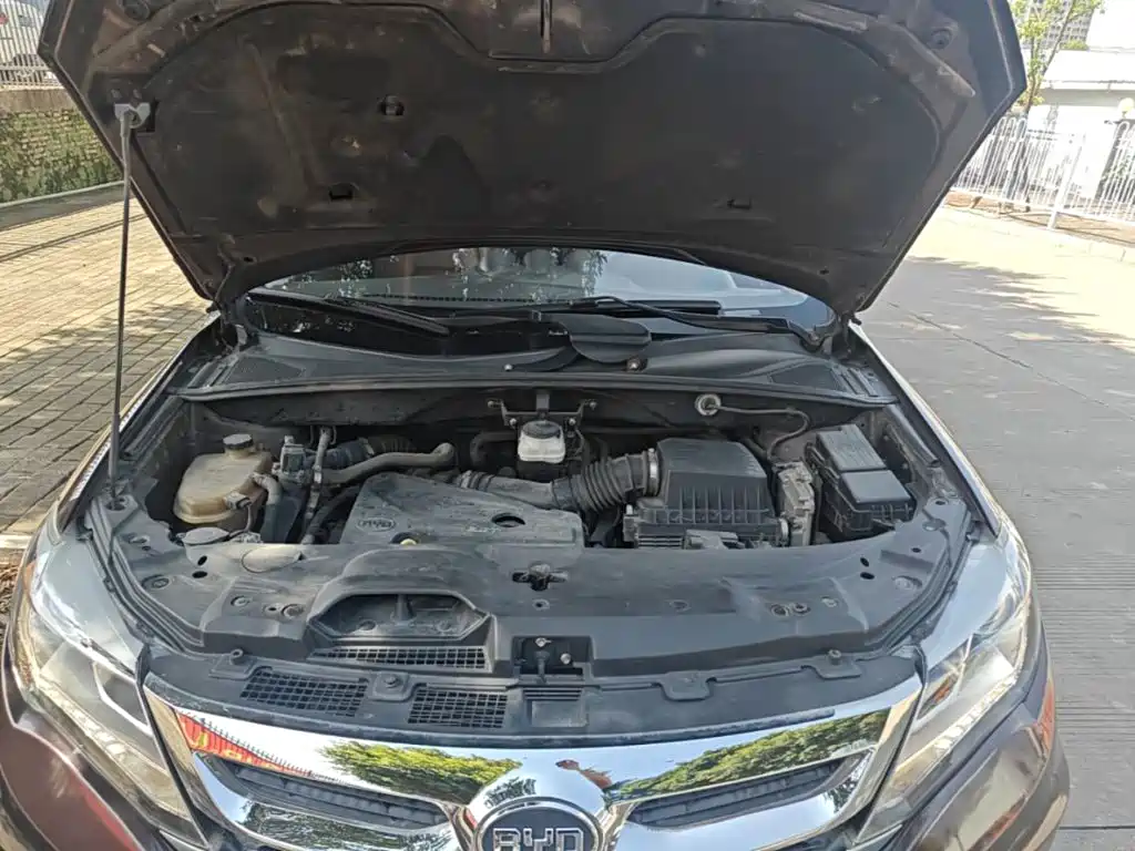 BYD S7 2015 2015 2.0T Upgrade Automatic Premium