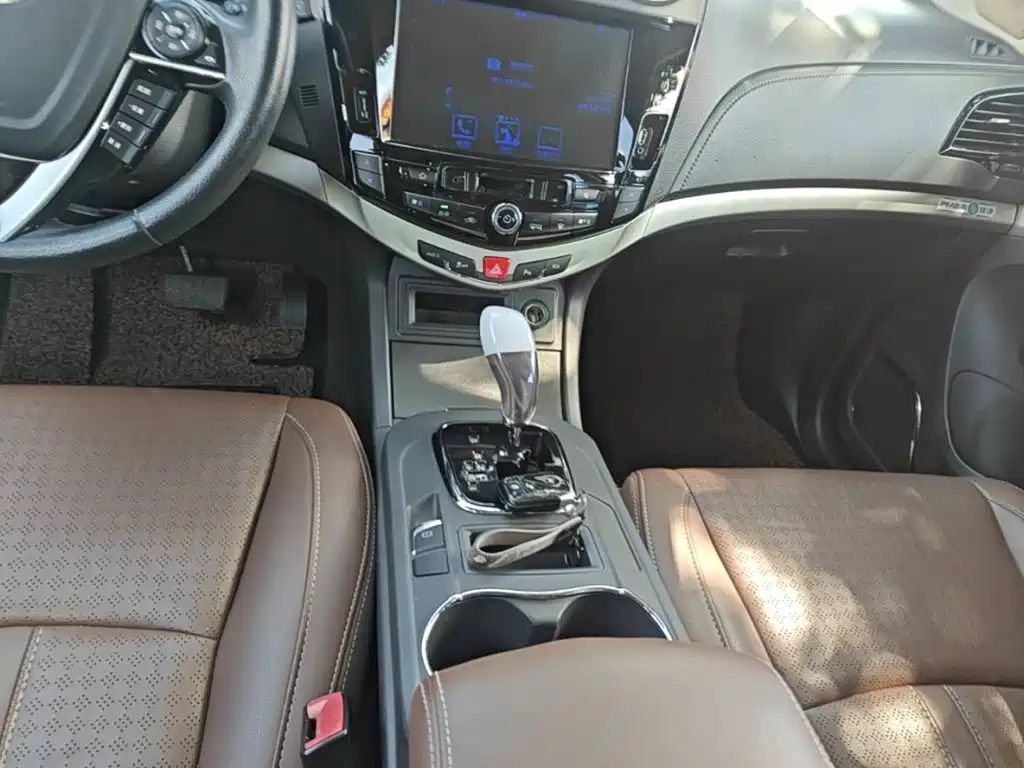 BYD S7 2015 2015 2.0T Upgrade Automatic Premium