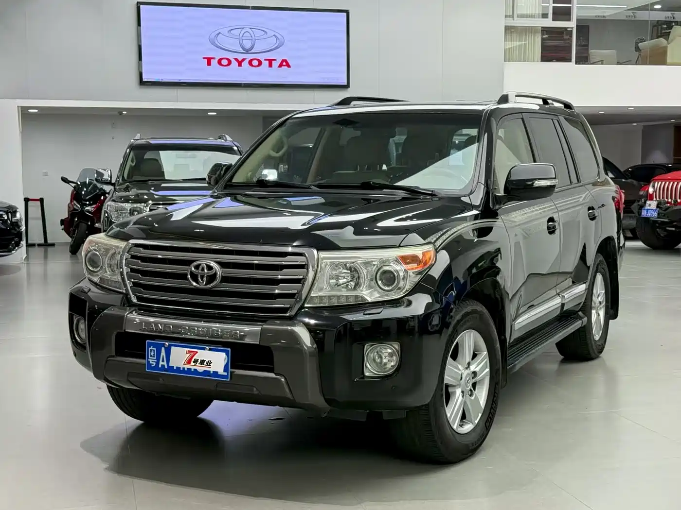 Toyota Land Cruiser 2012 4.6L Automatic VX-R