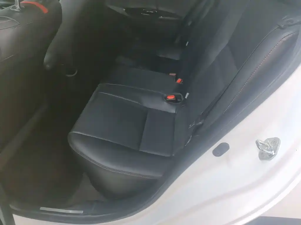 Toyota Yaris, миниатюра 13