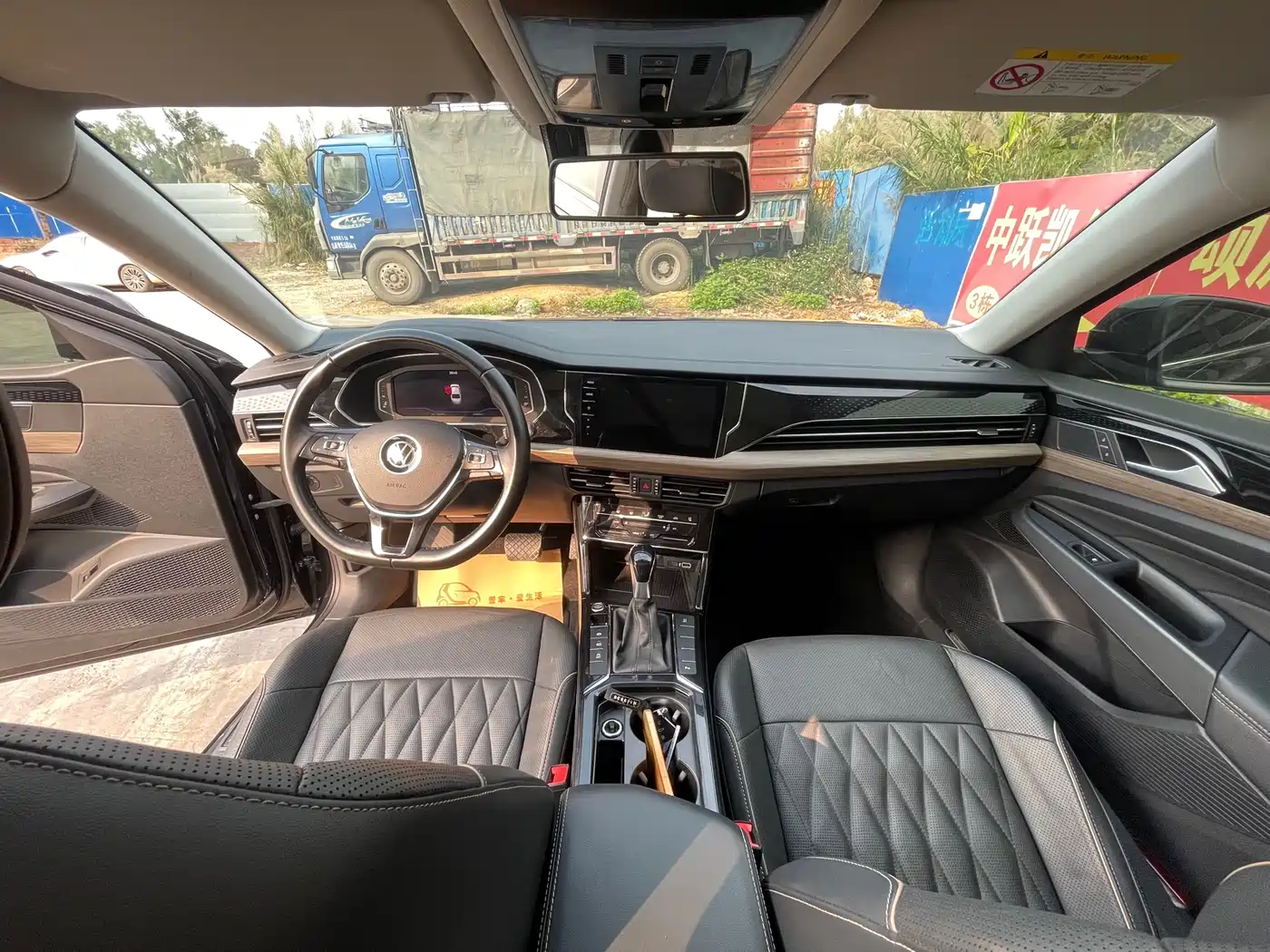 Volkswagen Passat 2020 Facelift 330TSI Premium China VI фото 5