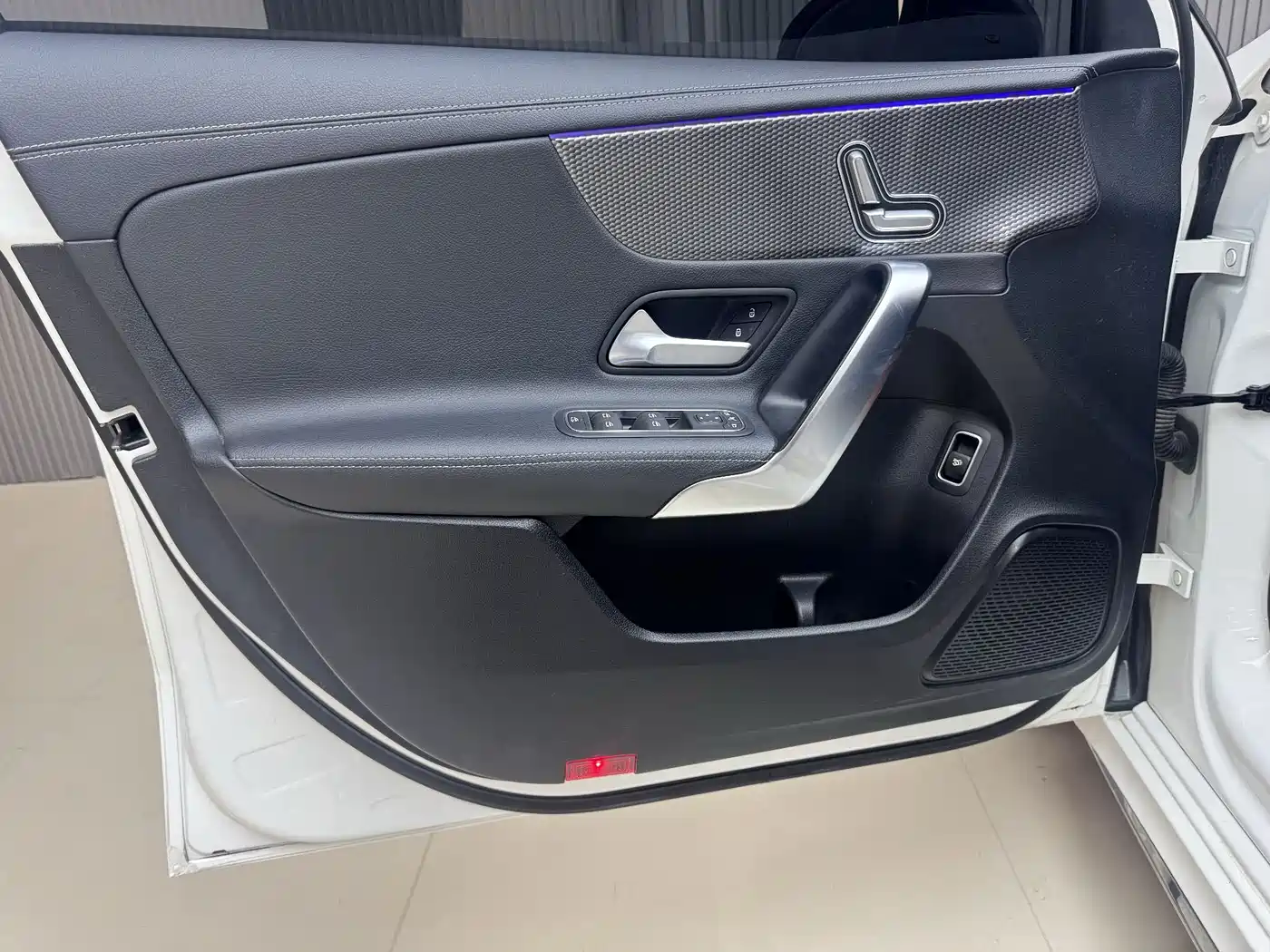 Mercedes-Benz A-Class 2021 A 200 L Sport Sedan Fashion Edition фото 8