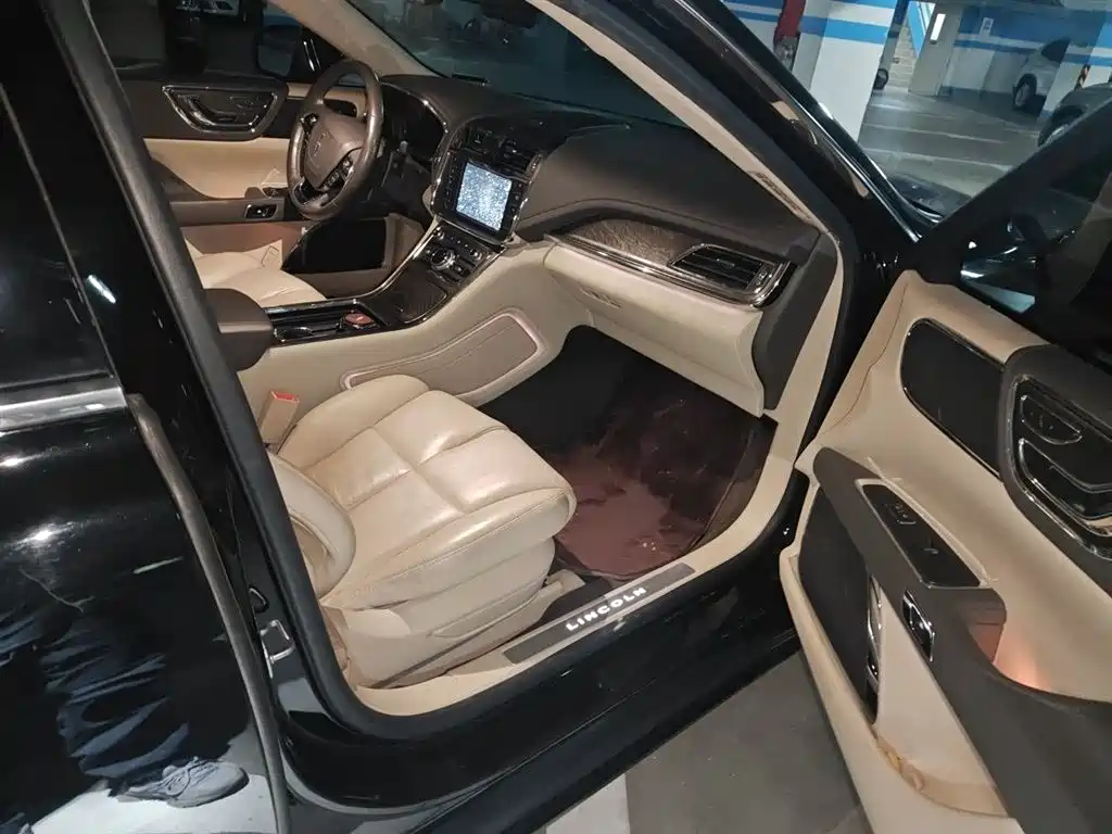 Lincoln Continental 2021 2019 2.0T 2WD Zunxiang Edition China VI