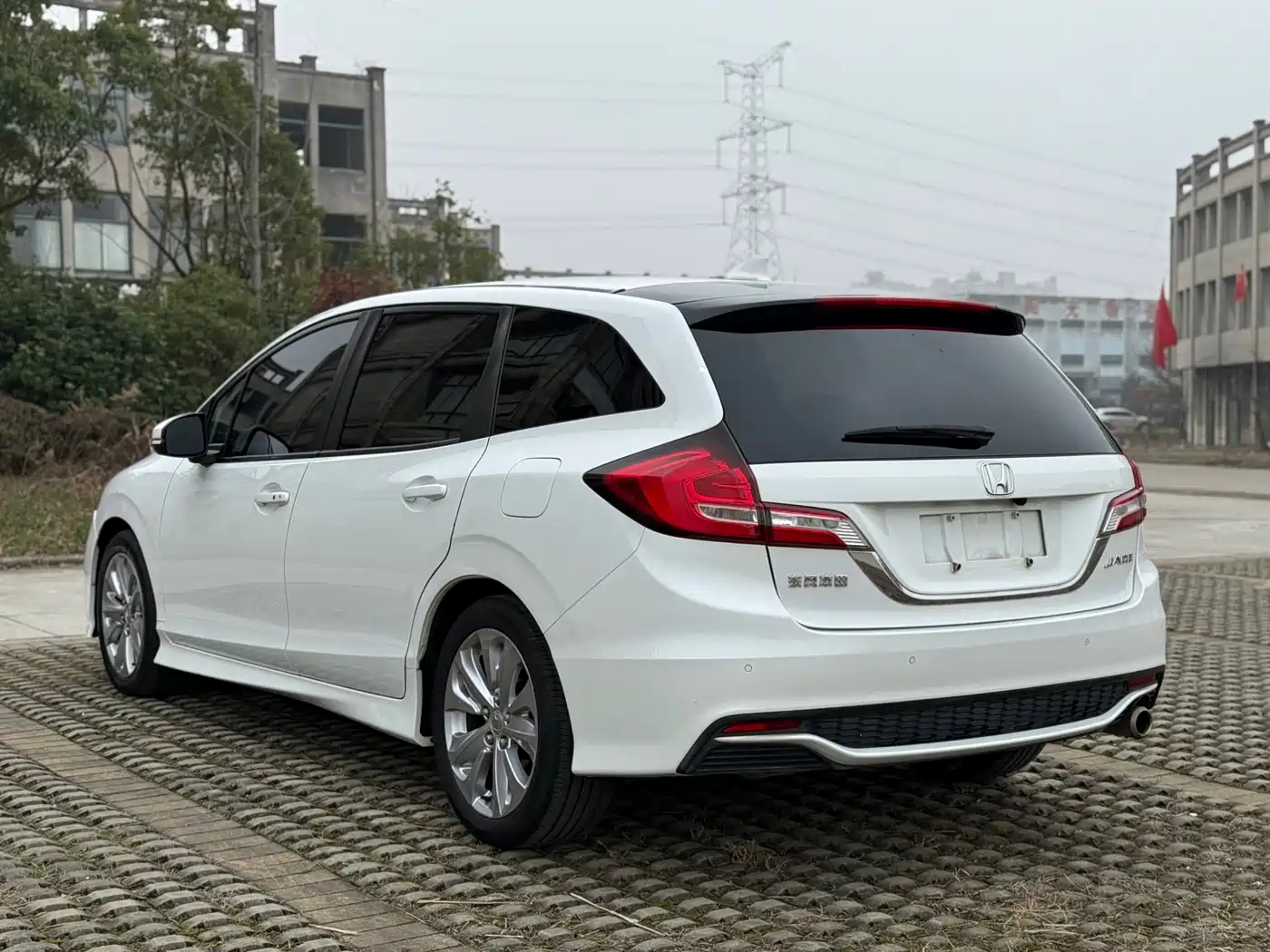 Honda Jade 2019 2017 1.8L Automatic Comfort Edition 5-seater