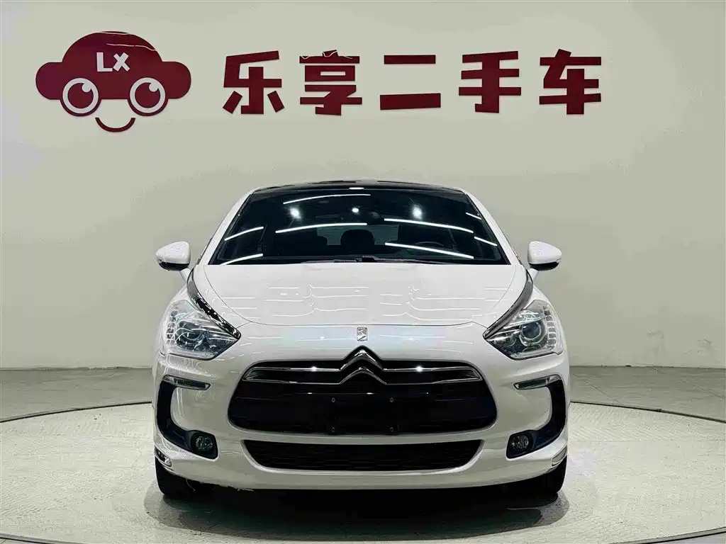 DS 5 2015 2014 1.6T Luxury THP160