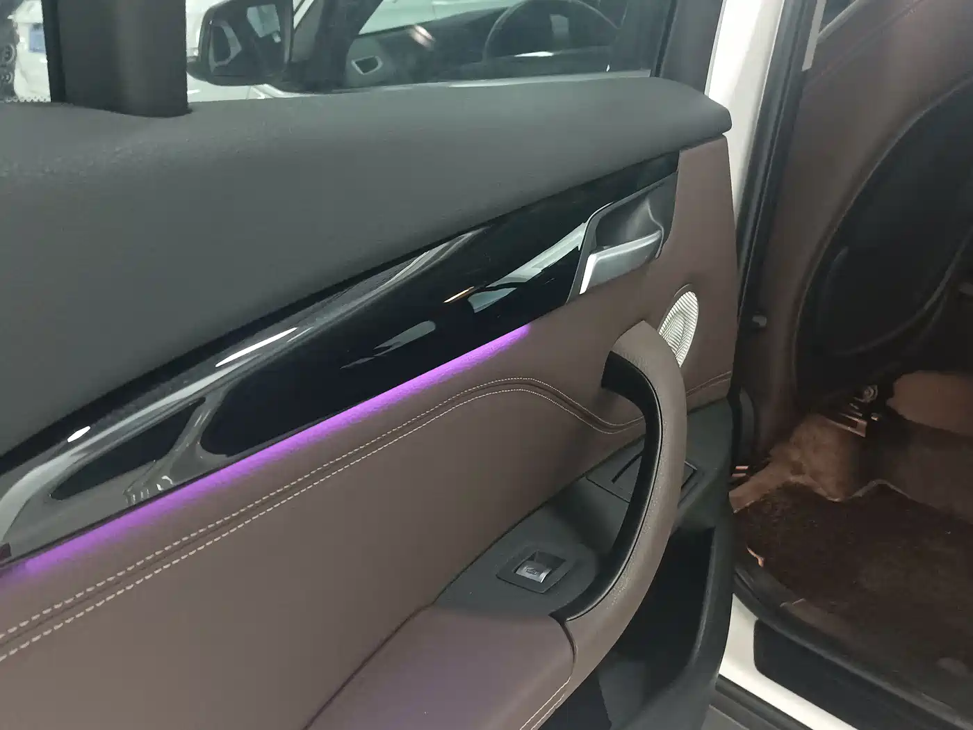BMW X1 2022 sDrive25Li Leading фото 8
