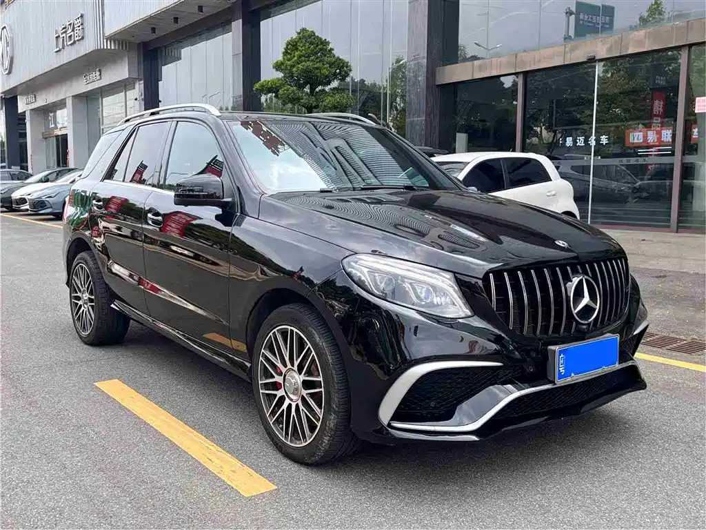 Mercedes-Benz GLE 2017 GLE 320 4MATIC Dynamic фото 3