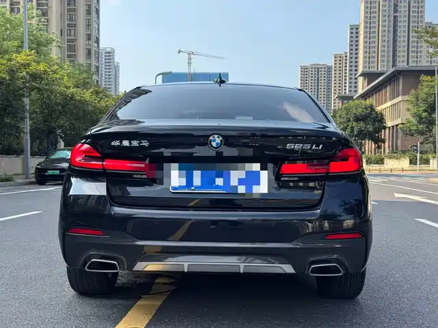 BMW 5 Series 2022 Model Second Facelift 525Li Luxury Package — фото 5