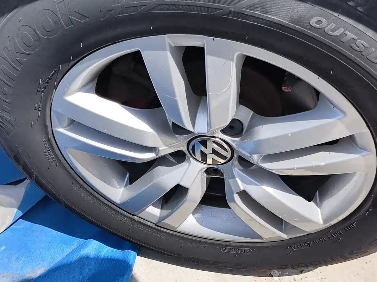 Volkswagen Tiguan 2016 Model 300TSI Automatic 2WD Trend Edition фото 7