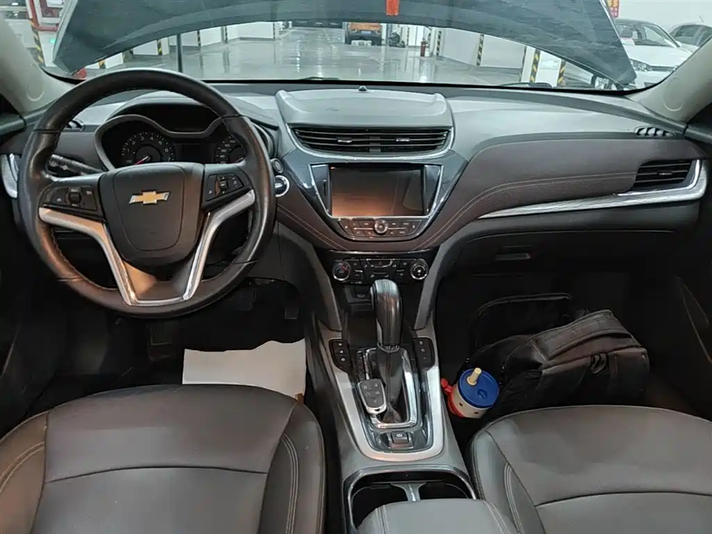 Chevrolet Malibu 2018 530T Automatic Luxury Edition фото 10