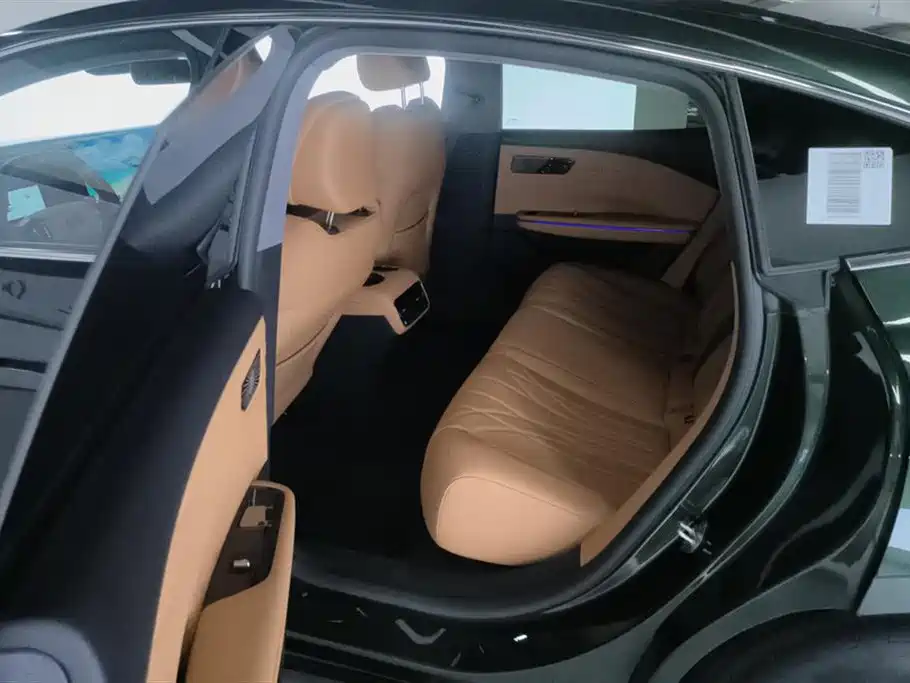 Geely Galaxy Galaxy Xingyao 8 2025 130km EM-P Starship Edition фото 11