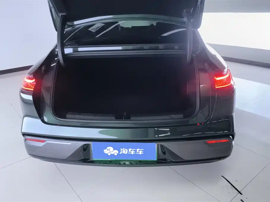 Geely Galaxy Galaxy Xingyao 8 2025 130km EM-P Starship Edition фото 4