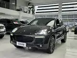 Photo 1 - Porsche Cayenne New Energy