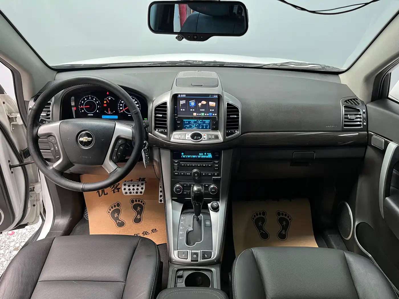 Chevrolet Captiva 2014 2.4L 4WD Flagship 7-seater фото 9