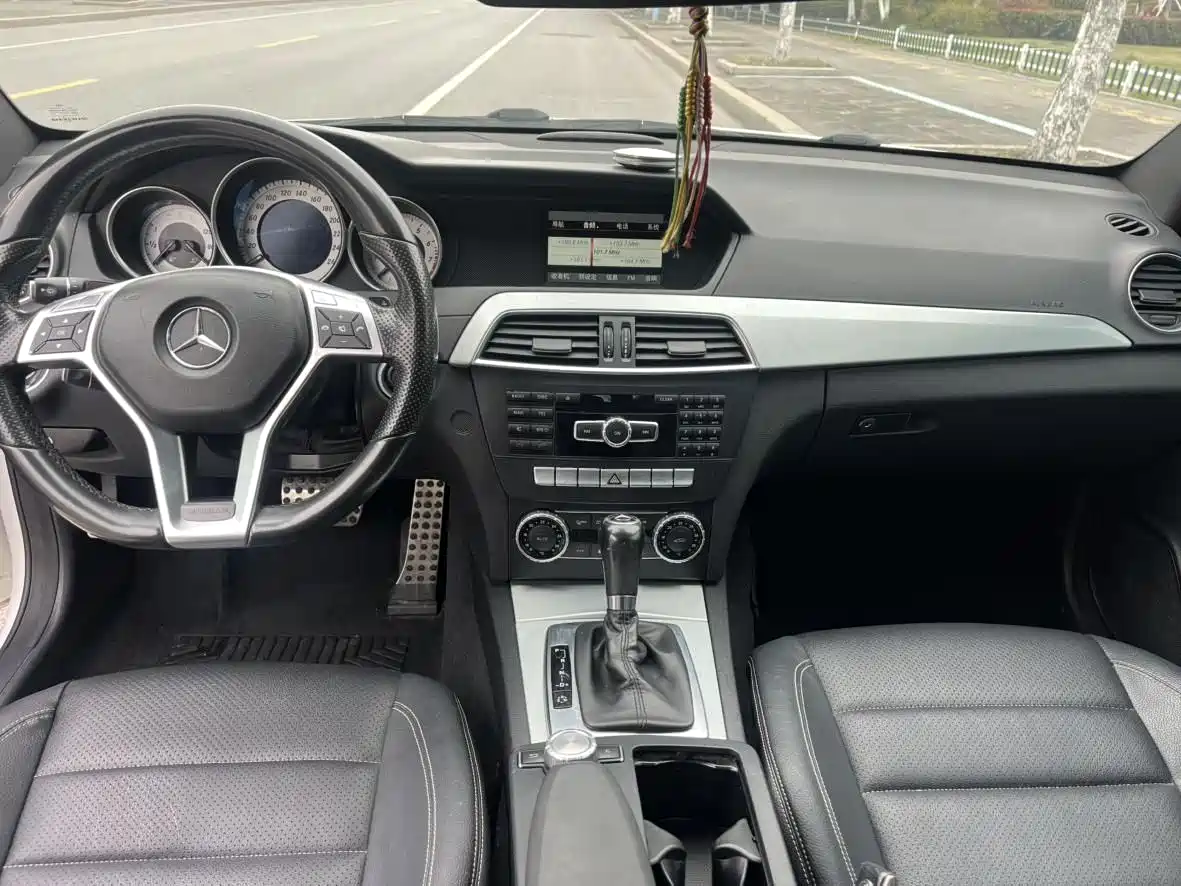 Mercedes-Benz C-Class (Import) 2013 C 180 Coupe фото 9