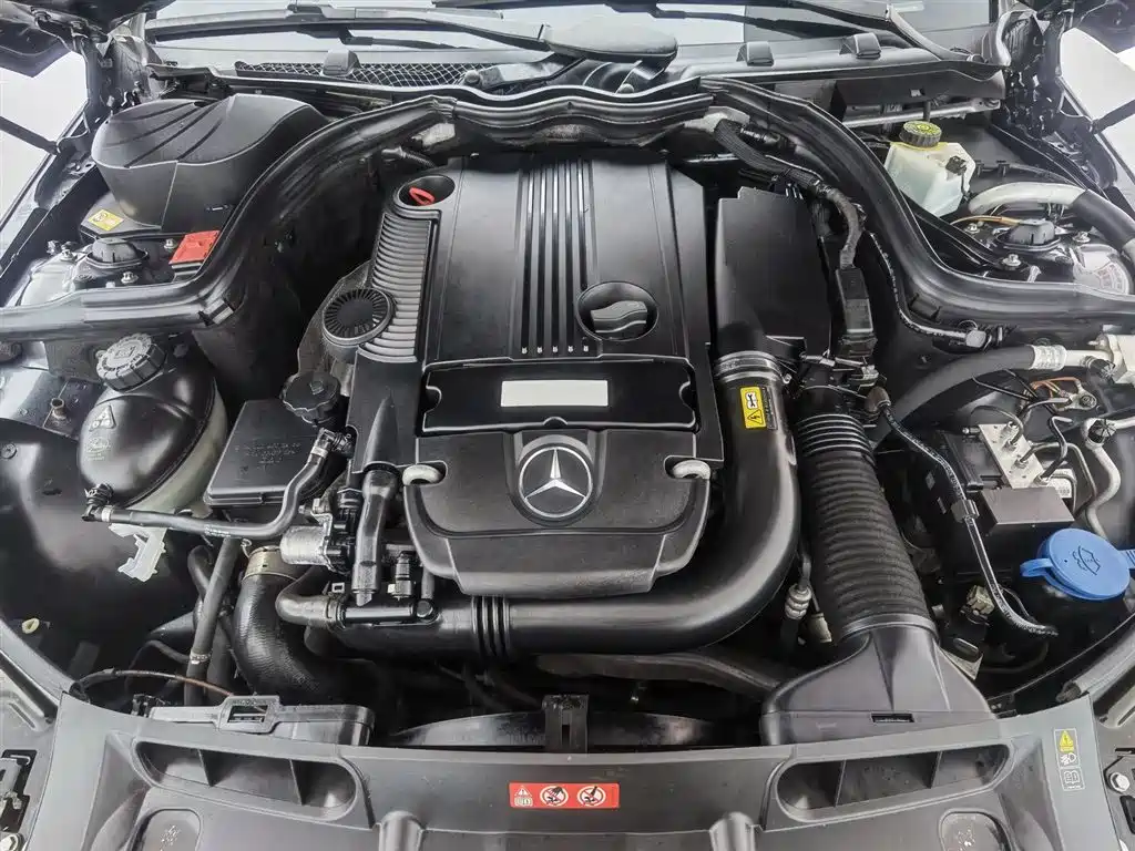 Mercedes-Benz C-Class 2013 C 260 Fashion Grand Edition фото 6