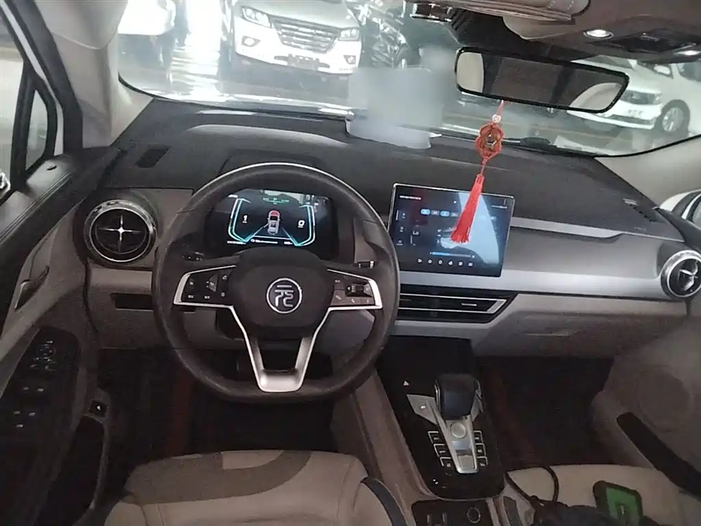 BYD Yuan Pro 2023 401KM Premium фото 7
