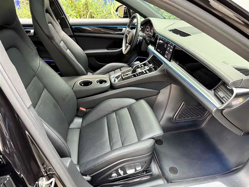 Porsche Panamera 2017 Panamera 3.0T фото 7
