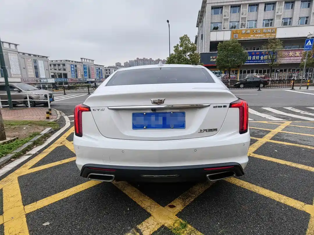 CADILLAC CT5