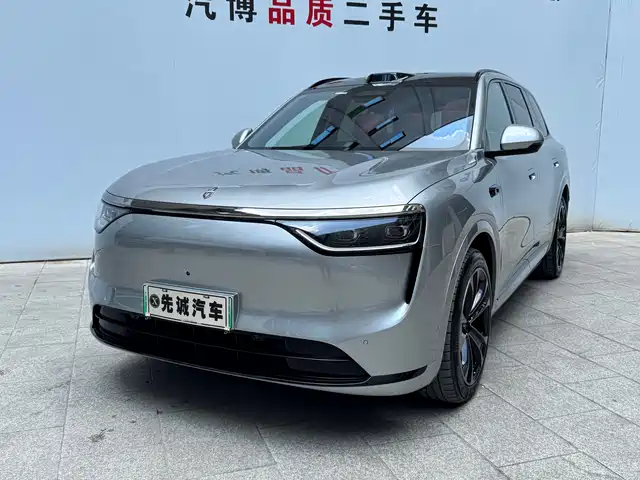 AITO Wenjie AITO M8 2025
