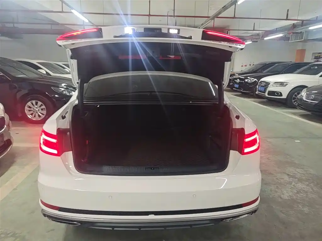 Audi A4L 2019 40 TFSI Fashion (China VI) фото 19
