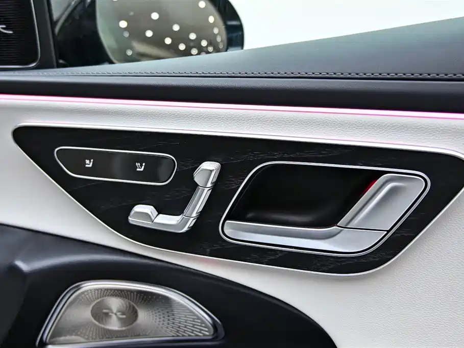 Mercedes-Benz E-Class 2024 Model E 300 L Luxury фото 30
