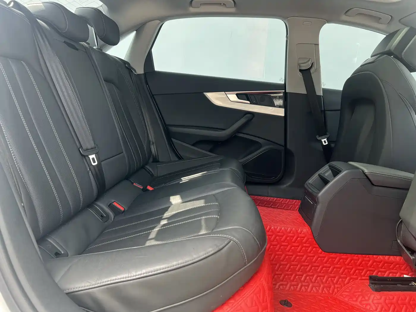 Audi A4L 2020 40 TFSI Fashion Dynamic Edition фото 7