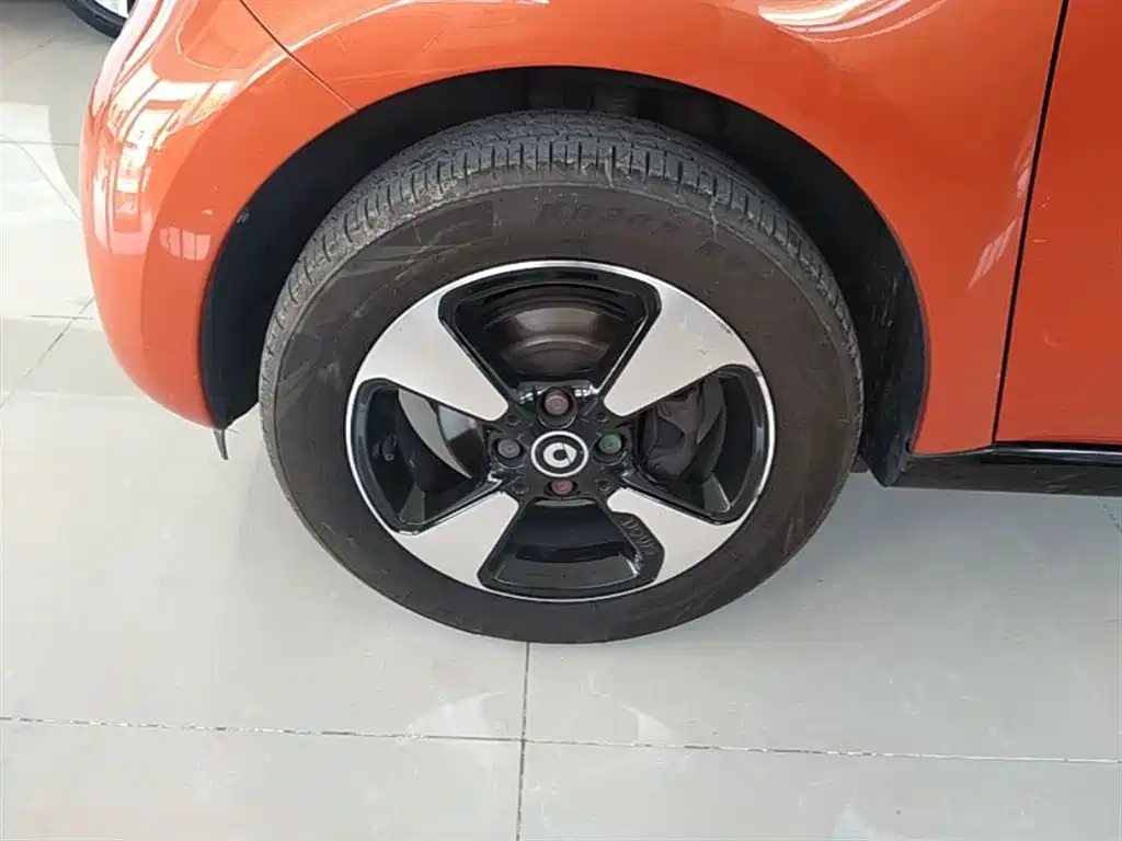 smart forfour 2018 2018 1.0L 52kW Passion Edition