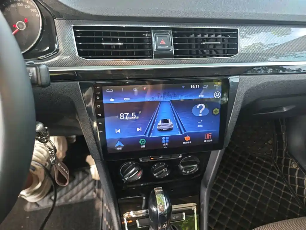 Volkswagen C-TREK 2018 2018 230TSI DSG Comfort