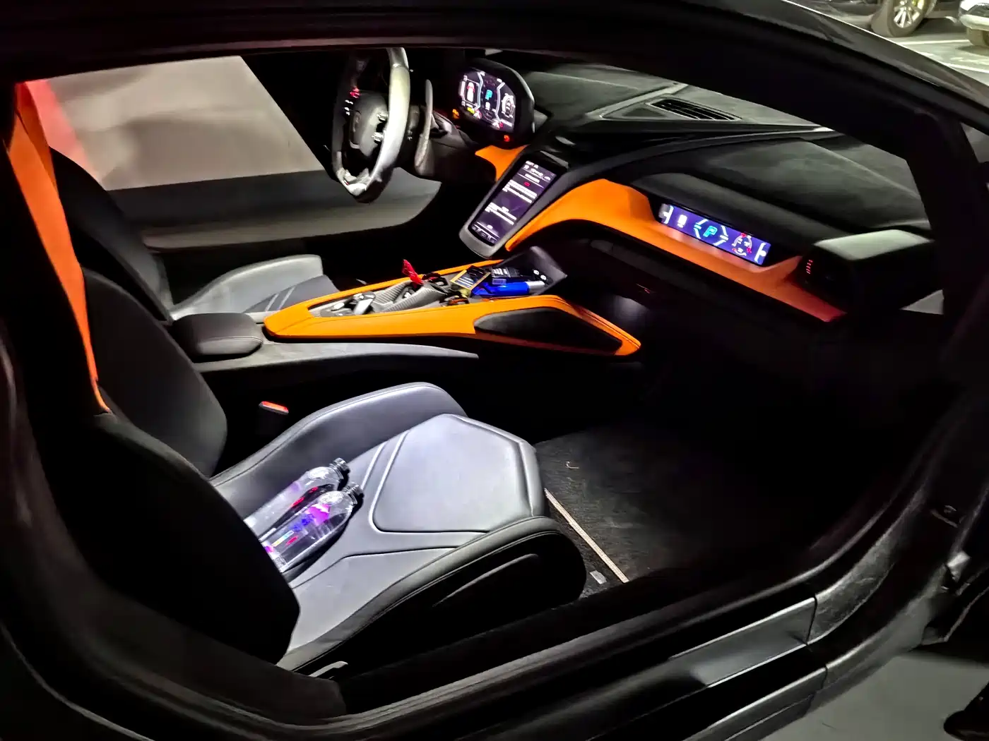 Lamborghini Revuelto 2023 6.5L PHEV Standard фото 7