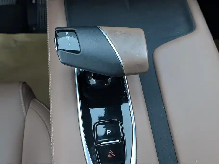 Changan UNI-Z New Energy 2024 2024 Blue Whale Smart Electric iDD 125km Excellence Model