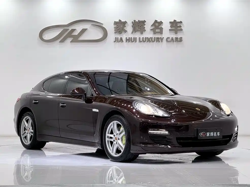 Porsche Panamera 2010 Panamera 4 3.6L фото 3