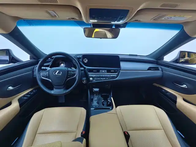 Lexus ES 2022 200 Excellence Edition фото 5