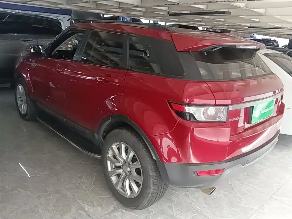 Land Rover Range Rover Evoque 2015 2.0T 5-Door Fashion Edition фото 5