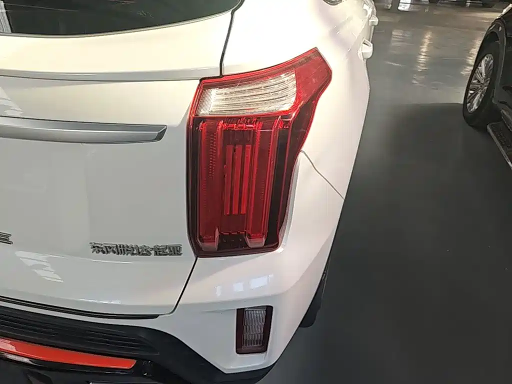 Фото 8 - Kia Sportage