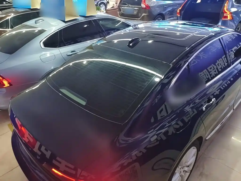 Фото 7 - Volvo S90