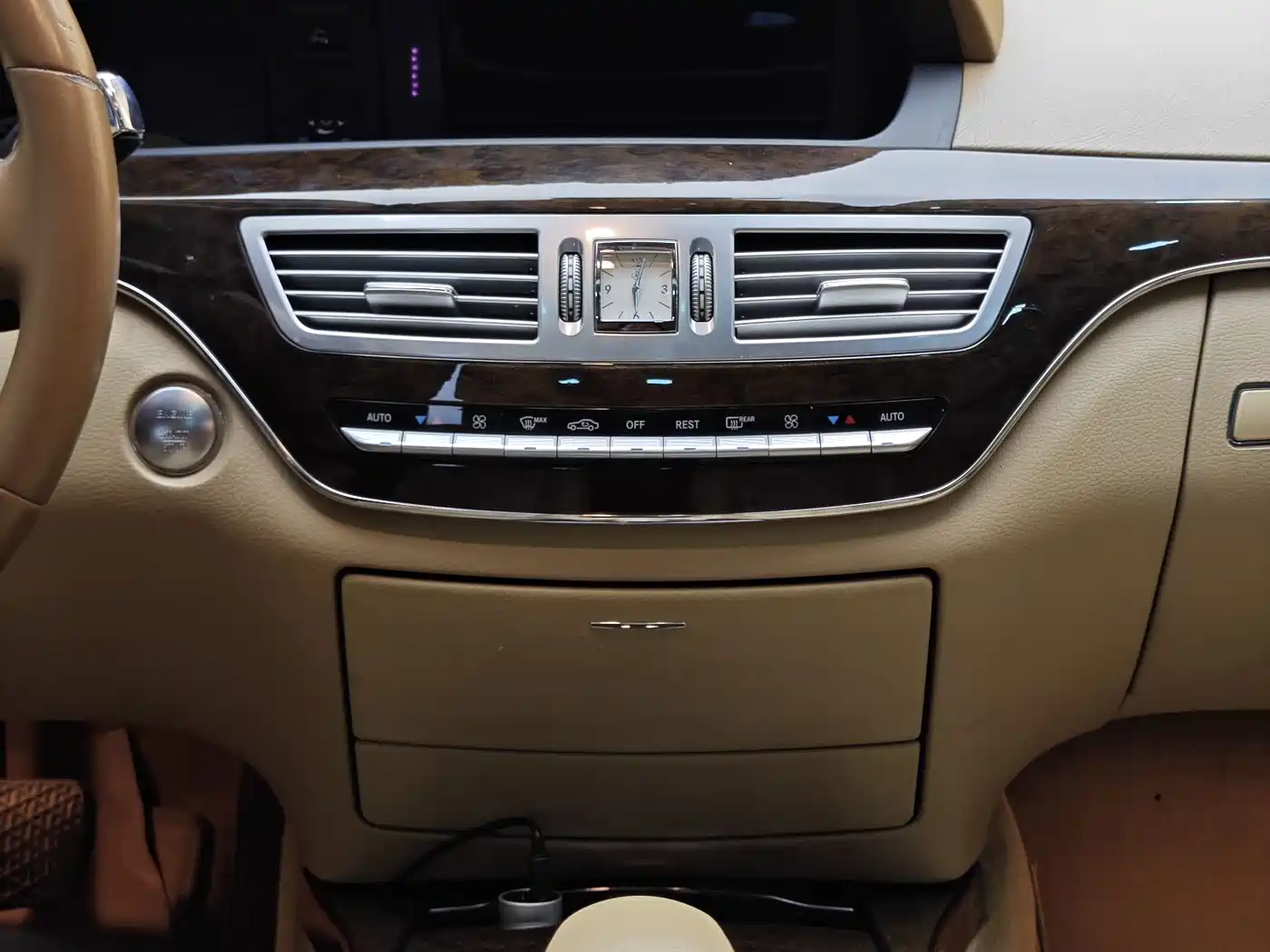 Mercedes-Benz S-Class 2010 S 300 L Luxury фото 20