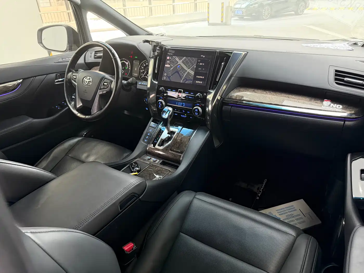 Toyota Alphard 2021 Hybrid 2.5L Premium фото 11