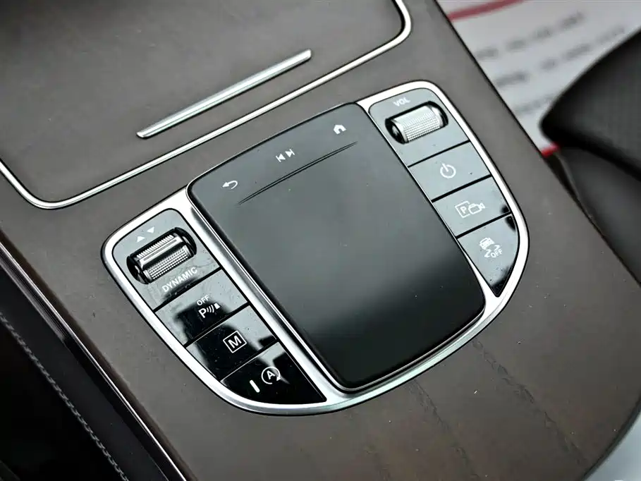 Mercedes-Benz GLC 2022 Model GLC 260 L 4MATIC Luxury Edition фото 18