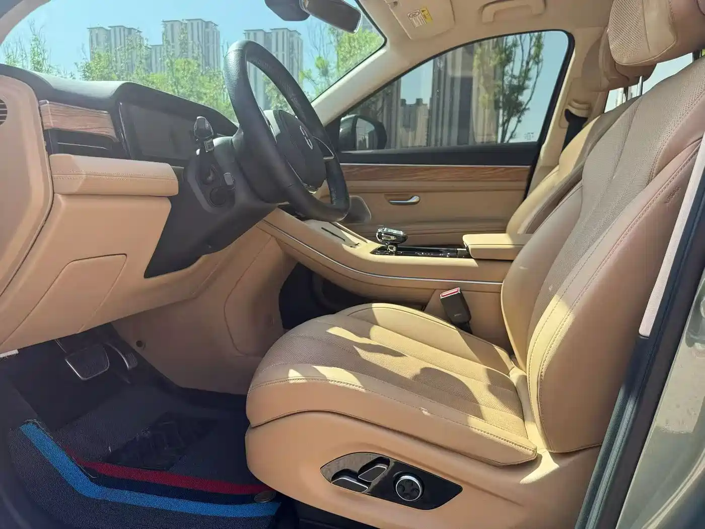 AITO Wenjie AITO M7 2022 1.5T AWD Luxury Edition фото 4