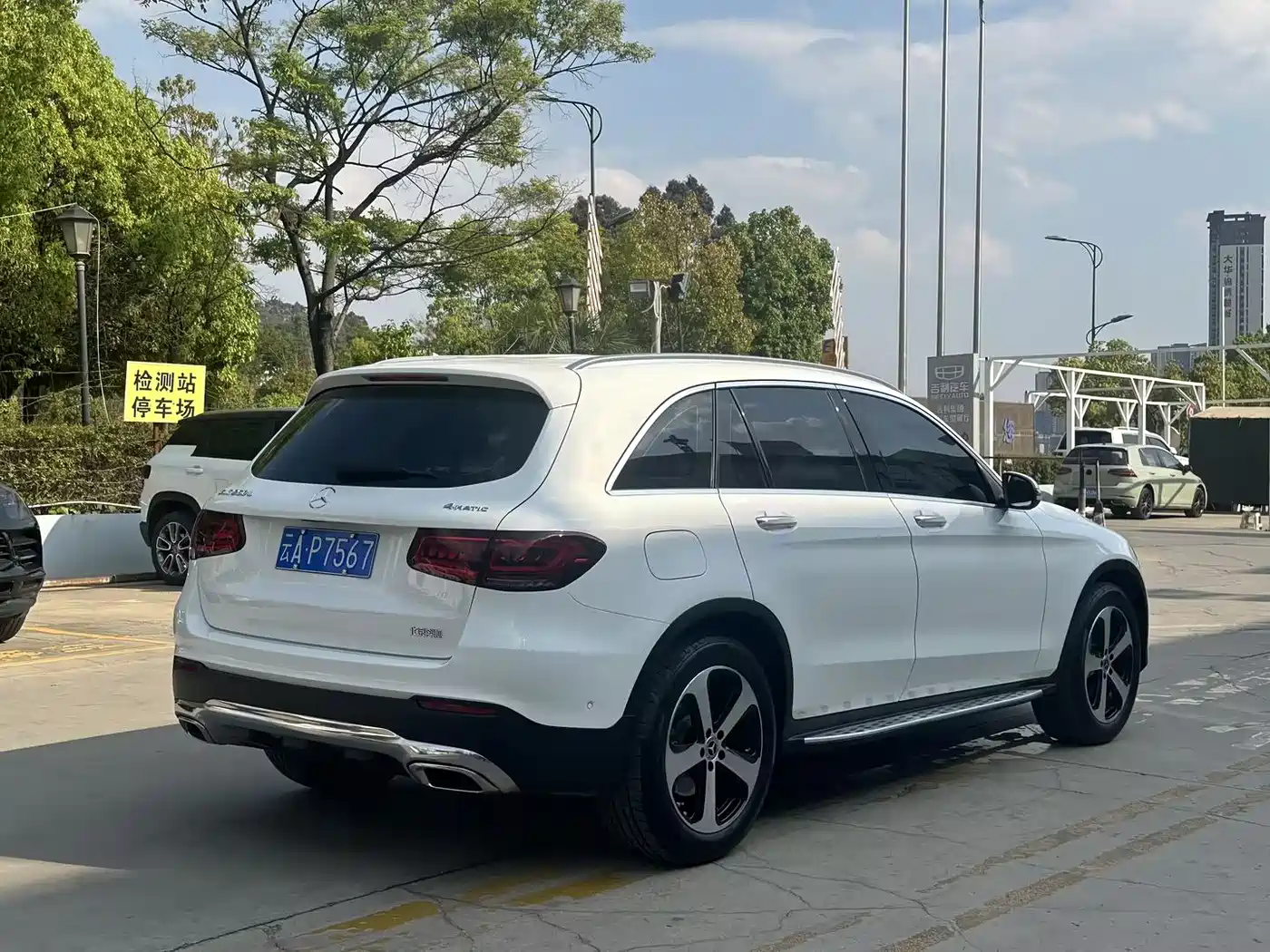 Mercedes-Benz GLC 2022 Facelift III GLC 260 L 4MATIC Dynamic фото 17