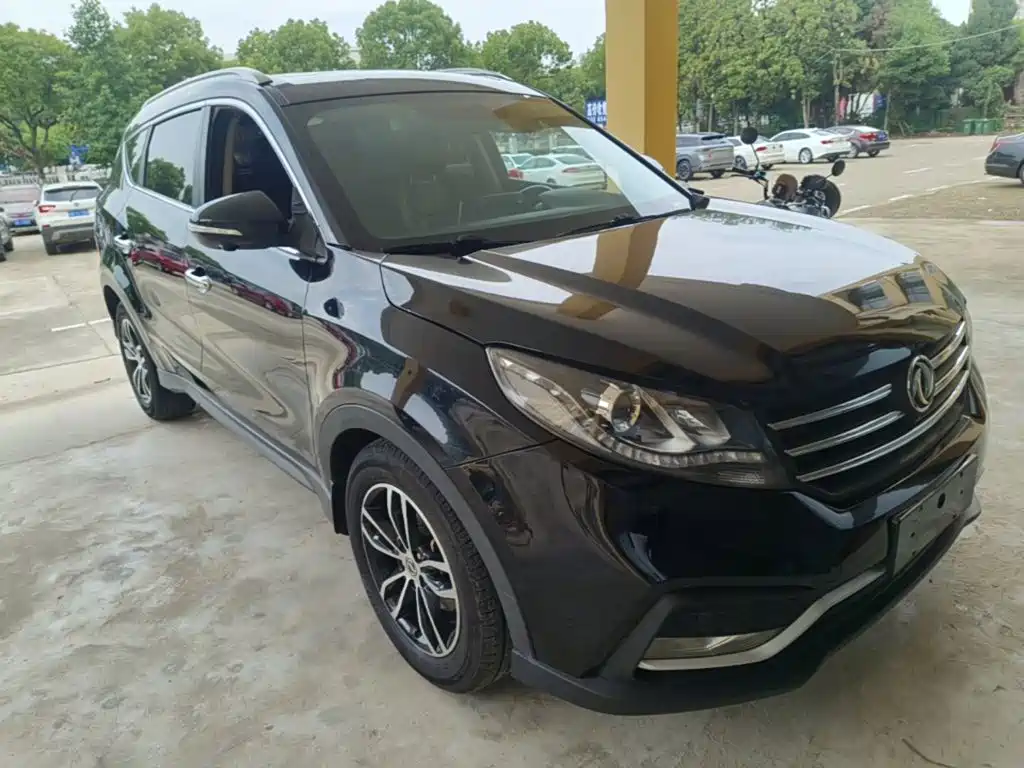 Dongfeng Fengguang Fengguang 580 2019 2018 1.5T CVT Luxury