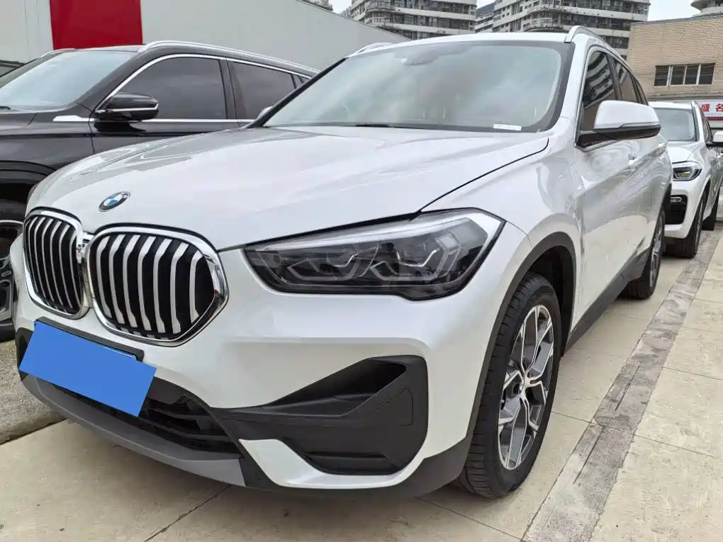 BMW X1 2021 Facelift sDrive25Li Leading фото 3