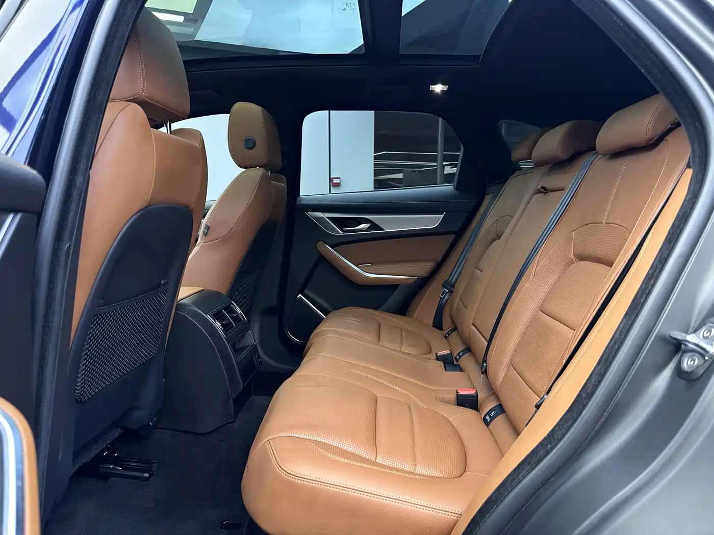 Jaguar F-PACE 2021 340PS R-Dynamic SE фото 24