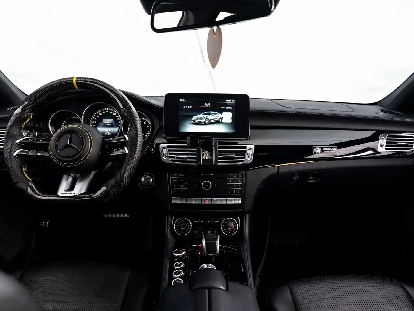 Mercedes-Benz CLS AMG 2015 AMG CLS 63 4MATIC фото 29