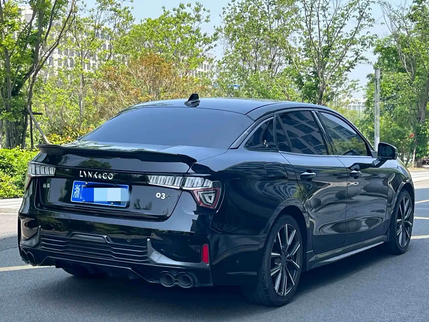 Lynk & Co 03 2022 03+ 2.0TD Auto Wind Rider Edition фото 16
