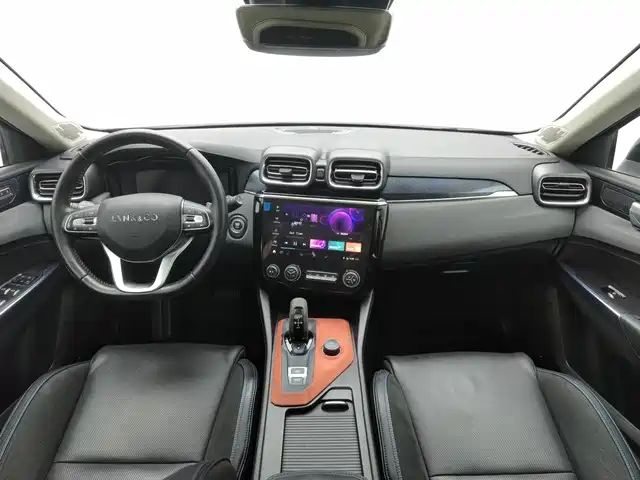 Lynk & Co 02 New Energy 2019 Edition 1.5T PHEV Pro — фото 5