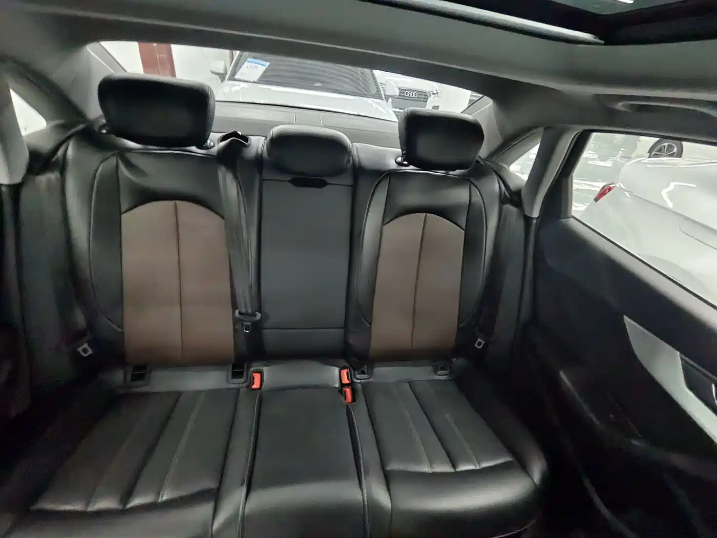 Audi A4L 2022 40 TFSI Fashion Elegance фото 5